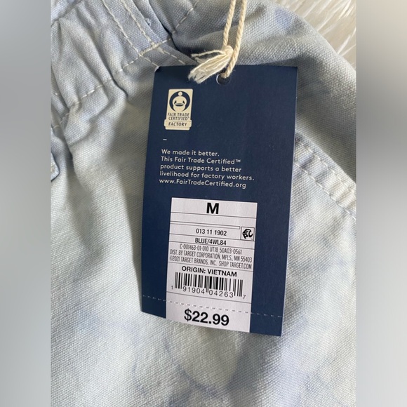 NWT Universal threads tie dye paper bag shorts, size medium - Picture 3 of 8